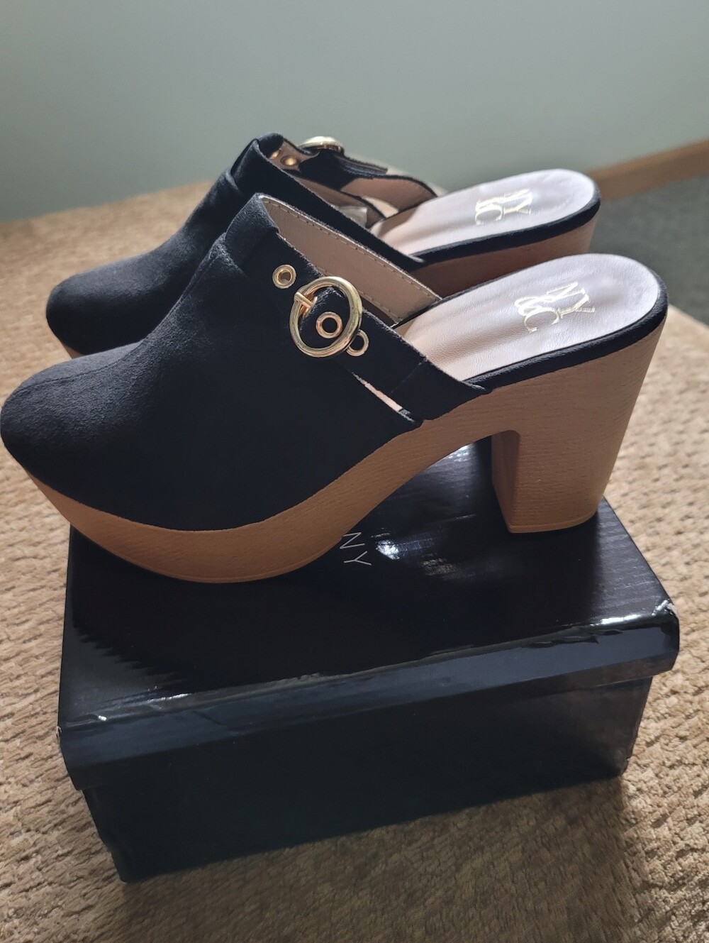 0New York And Company Mules